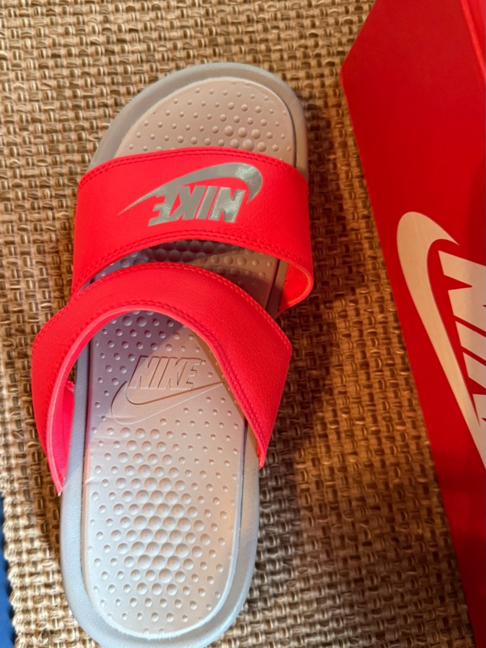 Nike Banassi Slide - Picture 5 of 7